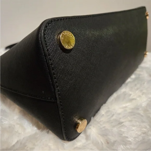 Michael Kors Cindy Large Black Leather Dome Satchel Bag - Like New - Picture 9 of 12